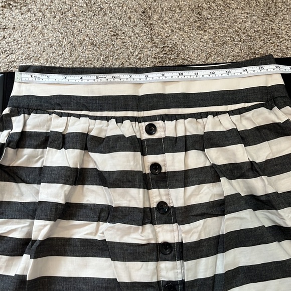 NWOT Charlotte Russe Flare skirt with Belt and Pockets - Picture 11 of 12